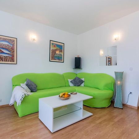 Apartments Palma Jelsa  Exterior photo